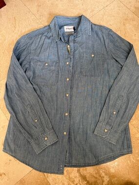 Goodfellow & Co NWT Light Blue Chambray Shirt